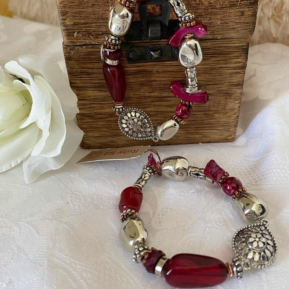 🆕Ruby Rd Beaded Bracelets - Picture 7 of 8